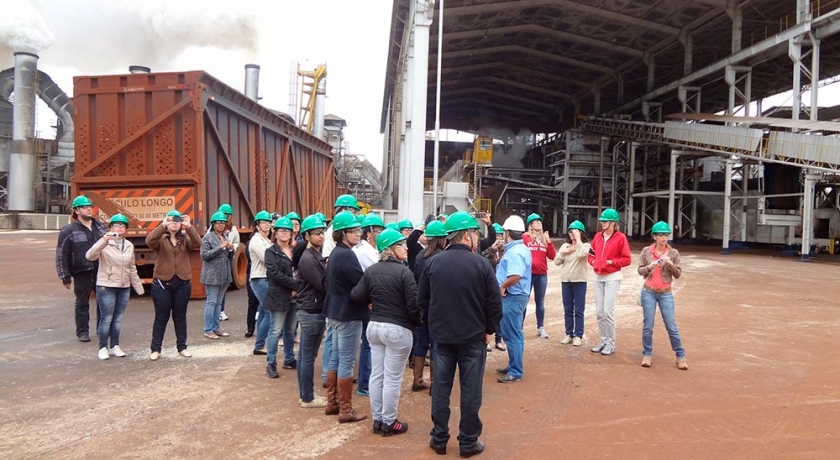 Programa Educacional “Agronegócio na Escola” abre as portas de empresas, cooperativas e institutos de pesquisa